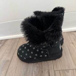 Toddler girls UGG boots
